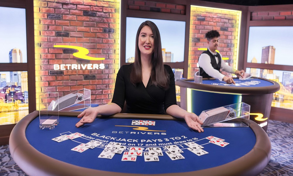 How do lottery platforms process prizes across multiple draw formats?