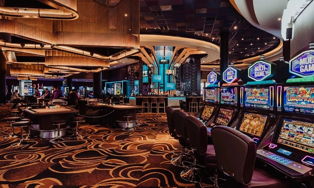 Retrigger Features Extending Free Spin Rounds Within Selected Online Slots